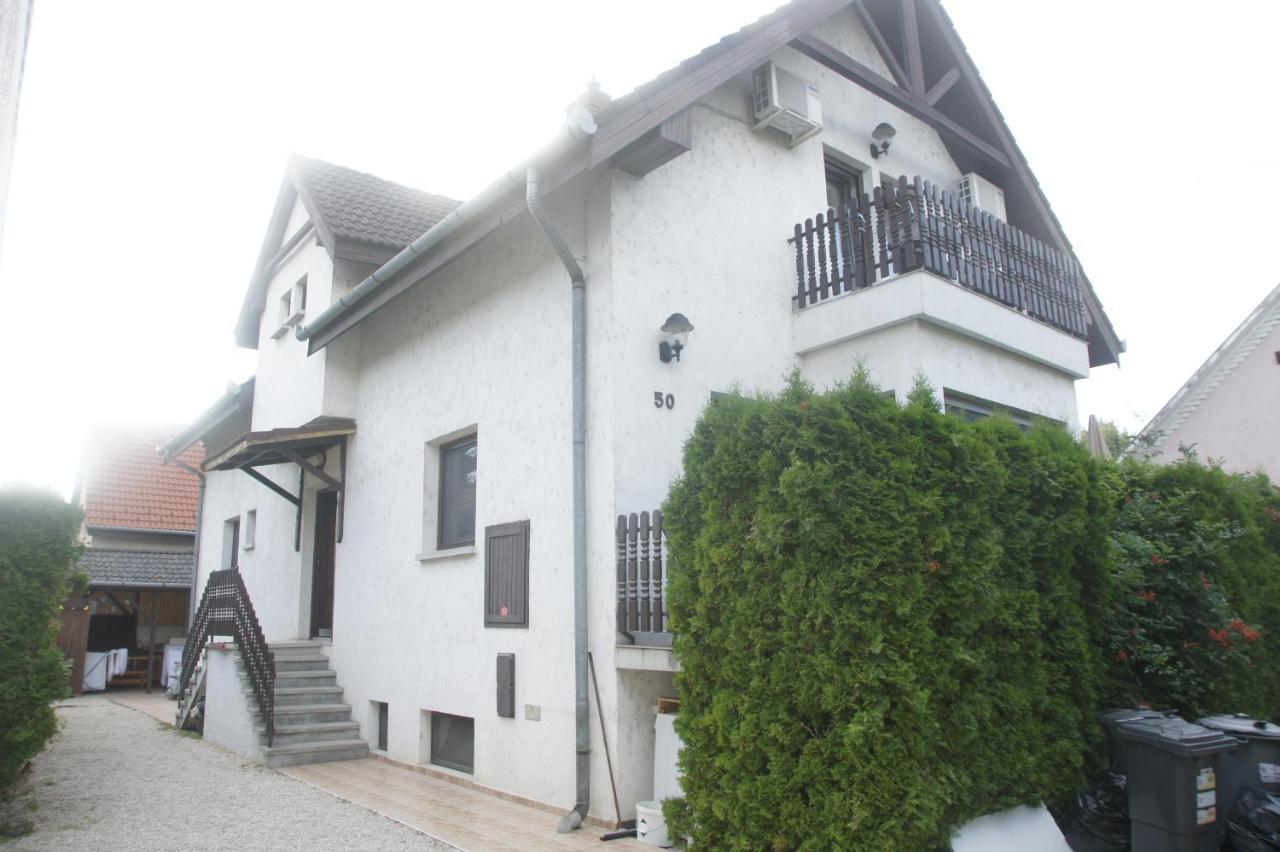Szuzanna Fenyves Panzio Bed and Breakfast Σίοφοκ Εξωτερικό φωτογραφία