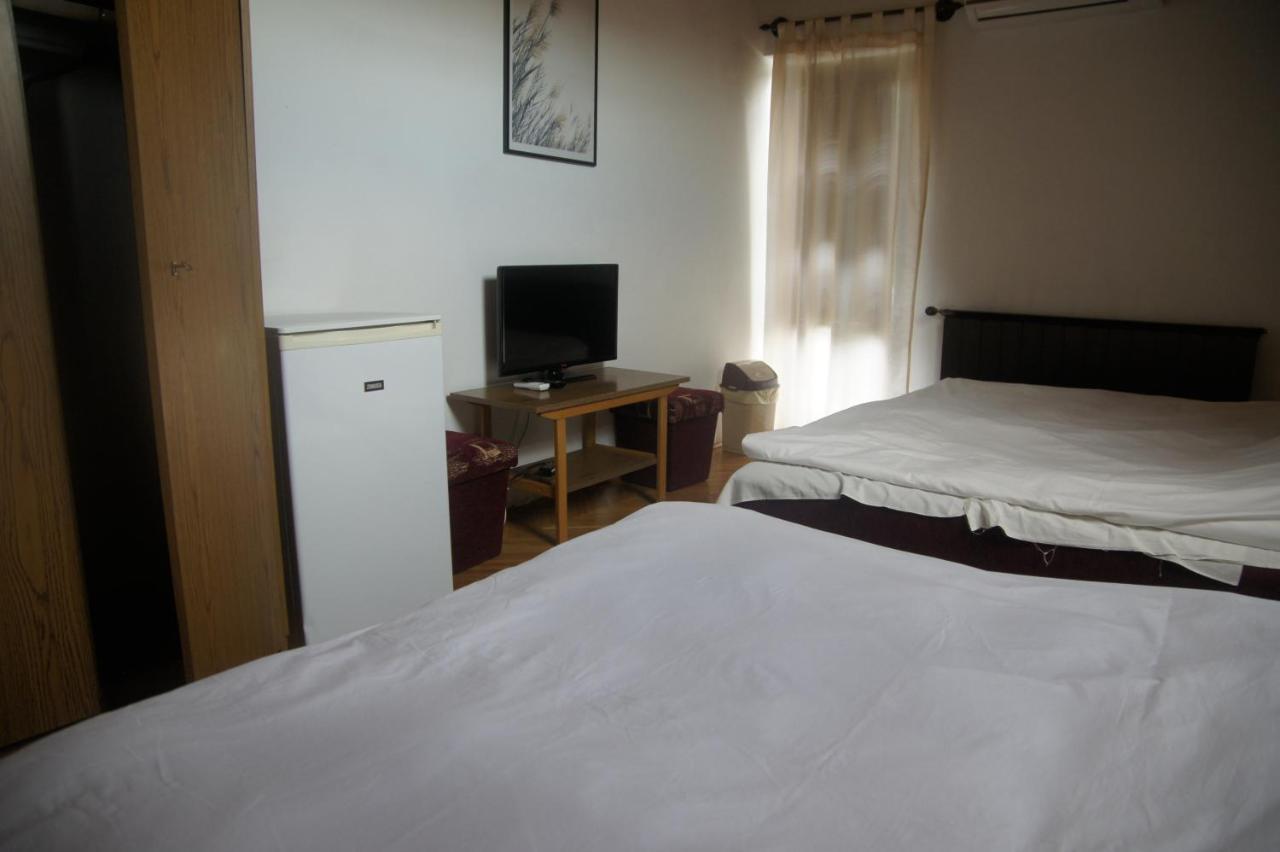 Szuzanna Fenyves Panzio Bed and Breakfast Σίοφοκ Εξωτερικό φωτογραφία